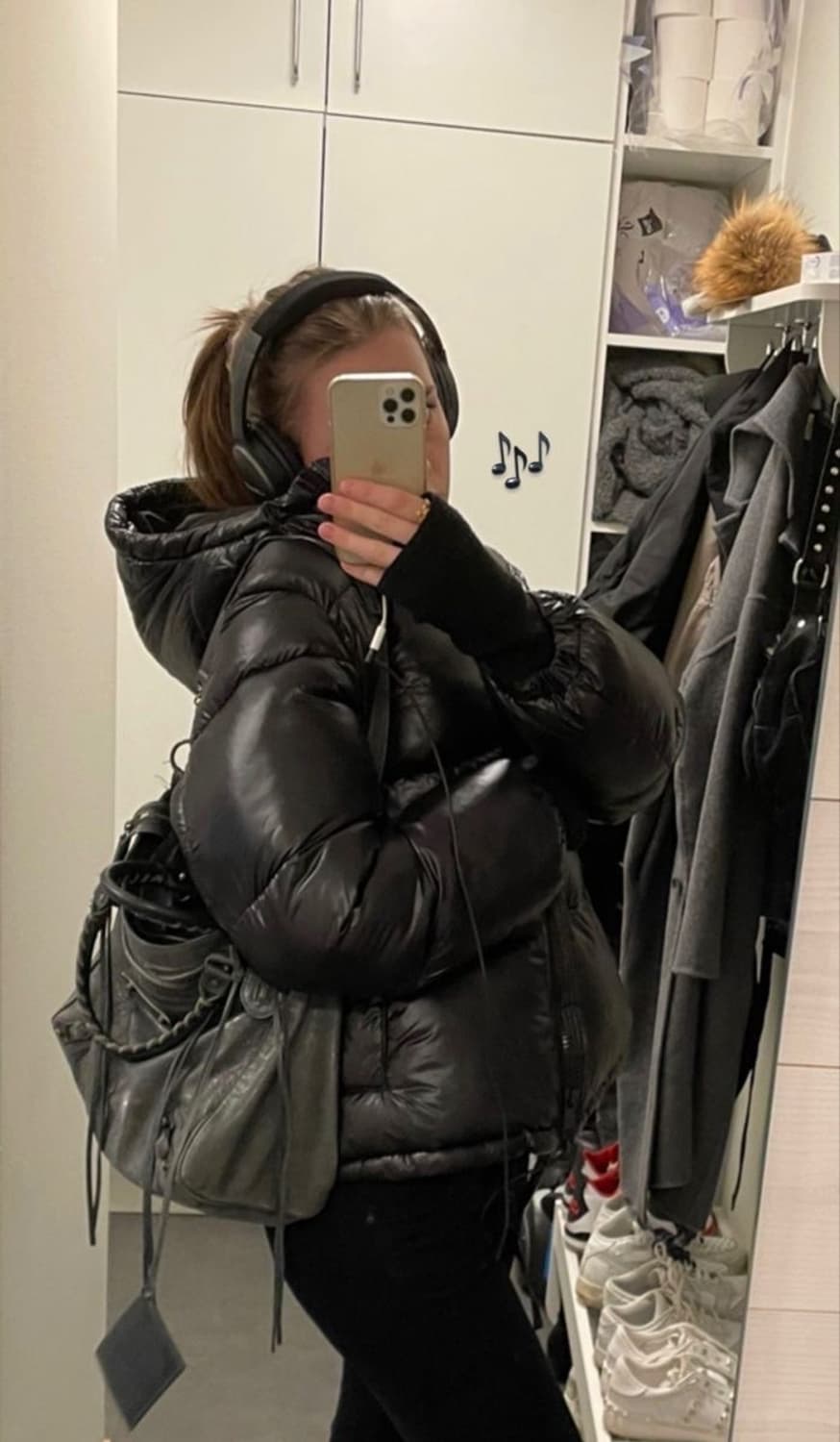 발렌시아가 클래식 모터백 블랙 L 상품이미지8