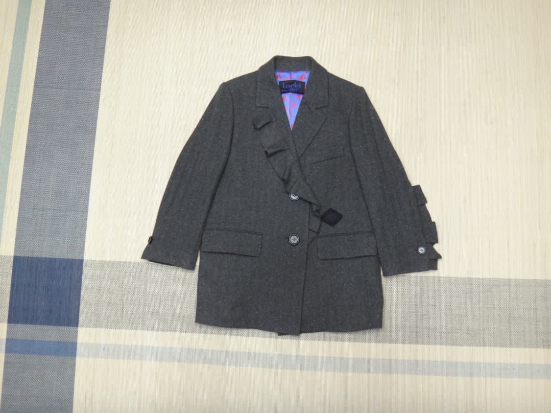 (36size) 럭키슈에뜨 언발란스 러플 울 하프코트 상품이미지1