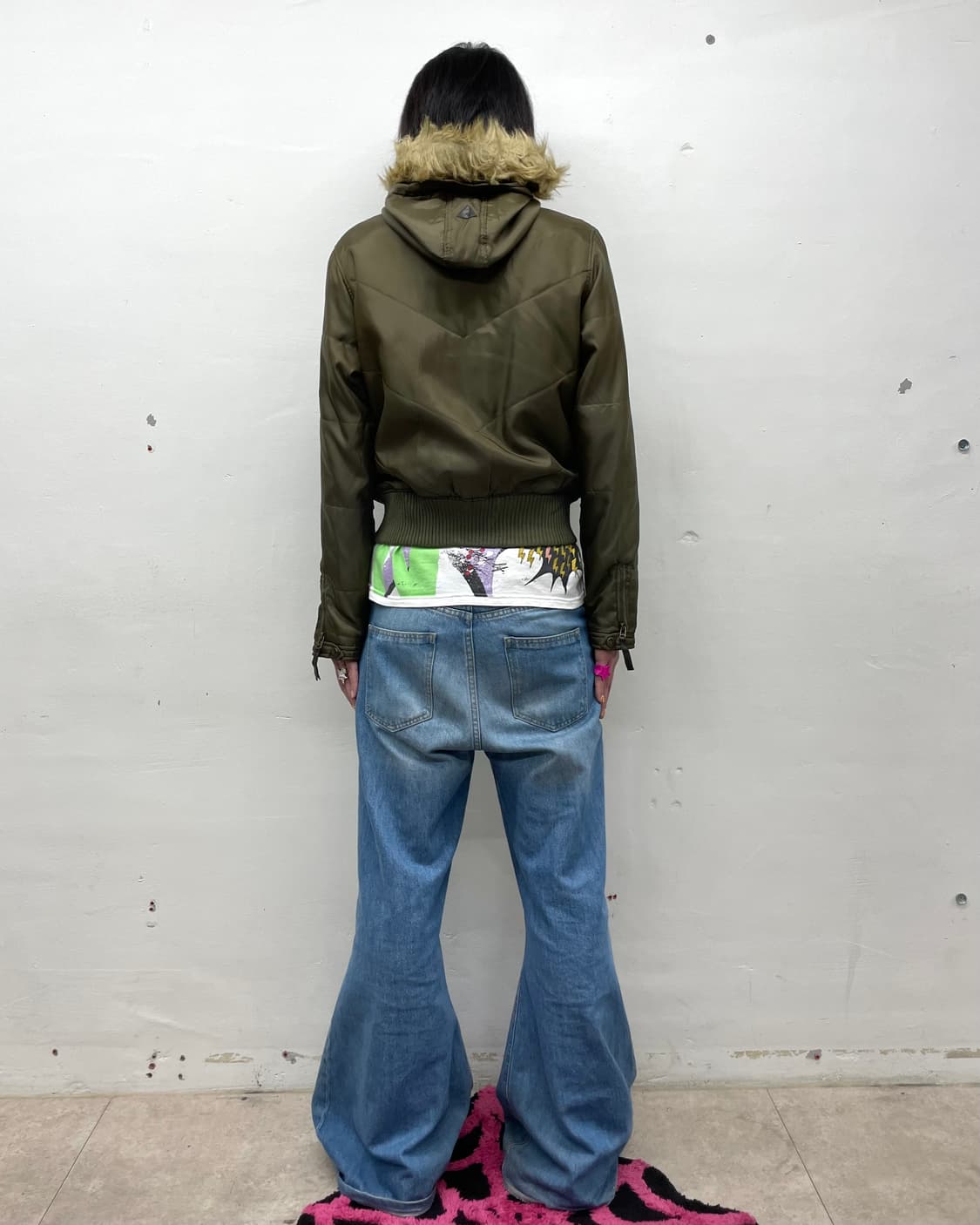 Two-Pocket Glossy Khaki Padded  상품이미지8