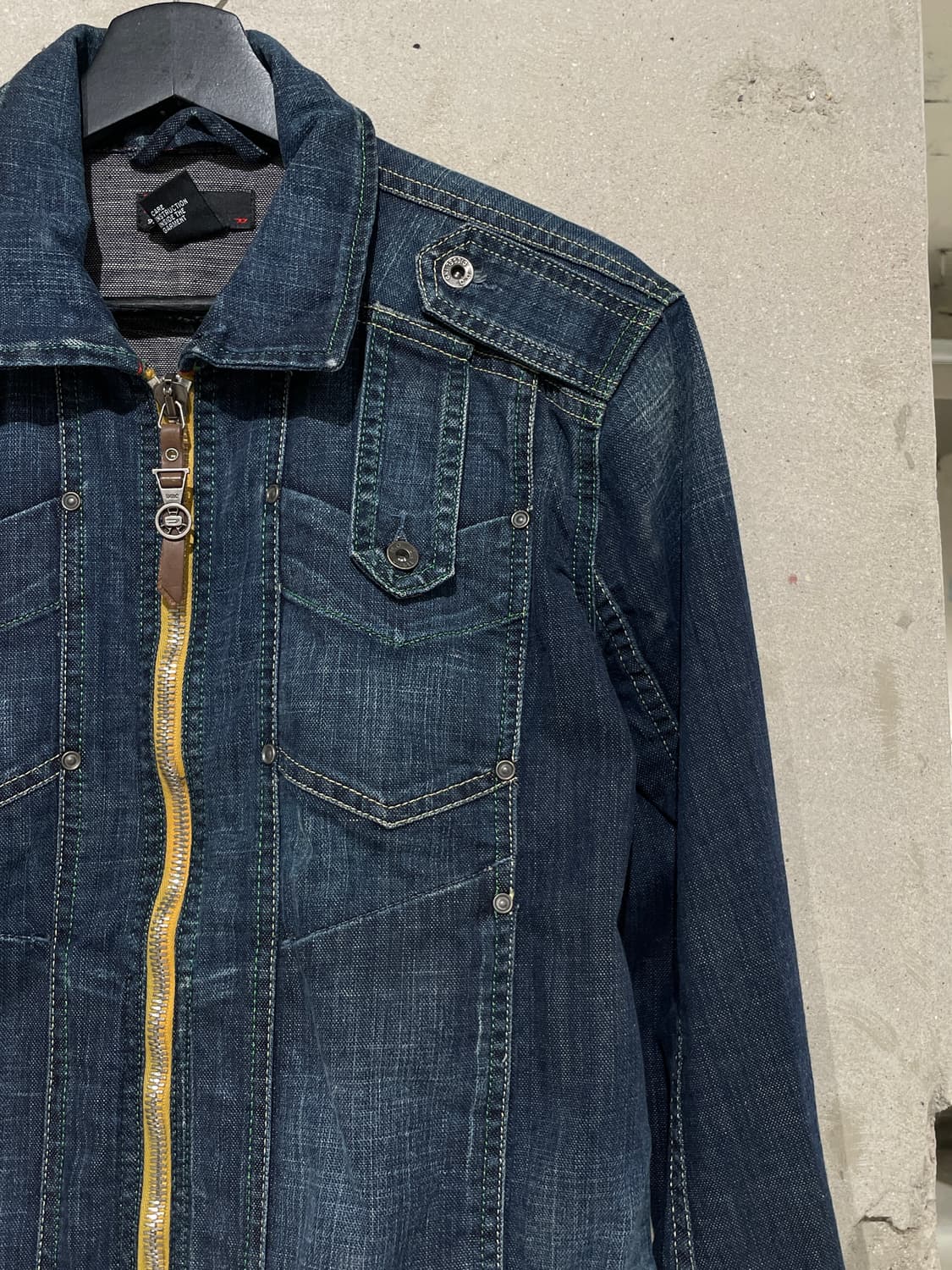 디젤 진청 y2k 레터링 워싱 바이커 데님 자켓 상품이미지4