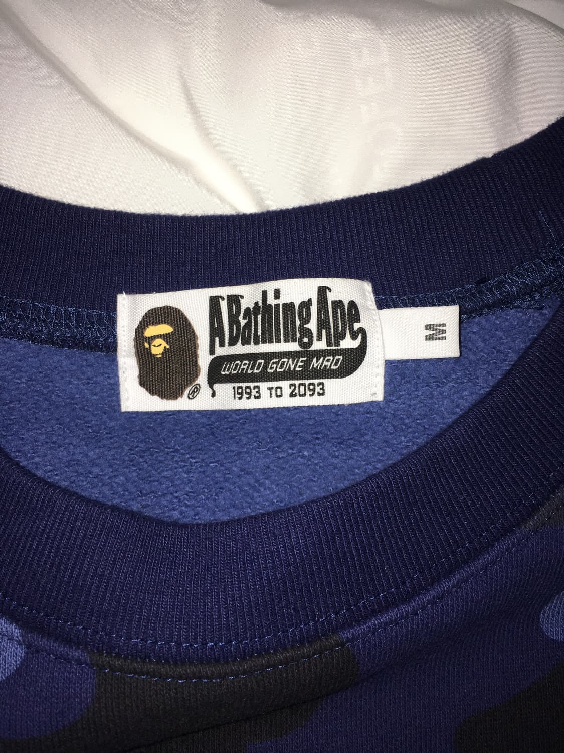 베이프 퍼스트 카모 샤크 맨투맨 상품이미지3