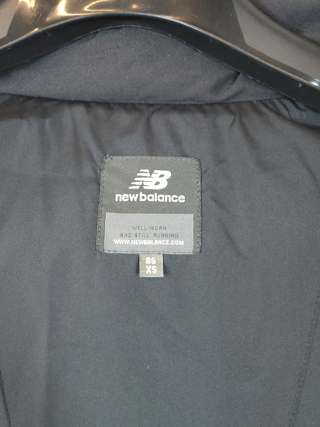 뉴발란스 퍼포먼스 챌린지 롱다운후드패딩 85-95 XS 블랙 상품이미지8