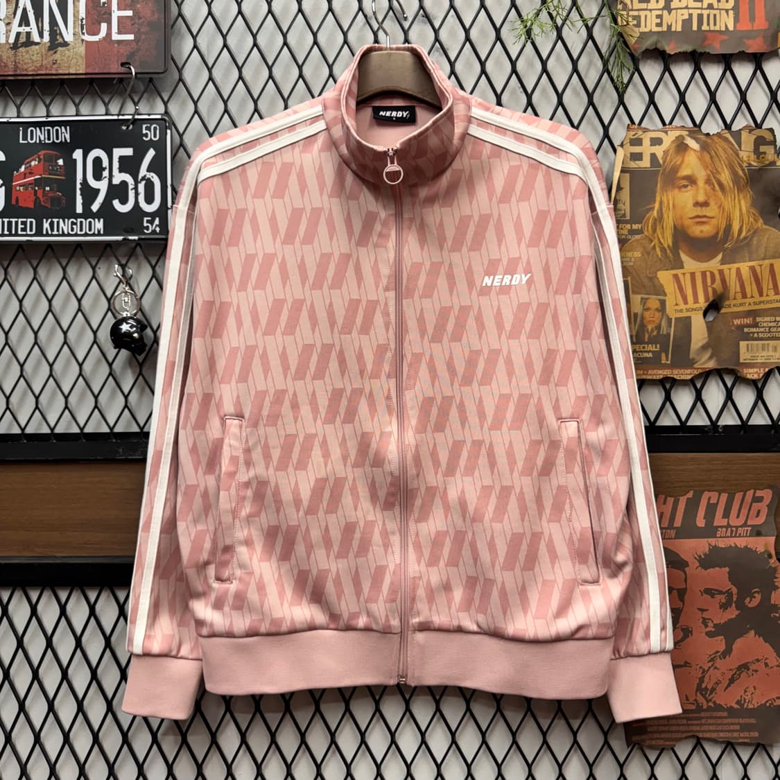 21F/W 널디 DNA 모노그램 트랙자켓 전면 로고 포인트 핑크 상품이미지1