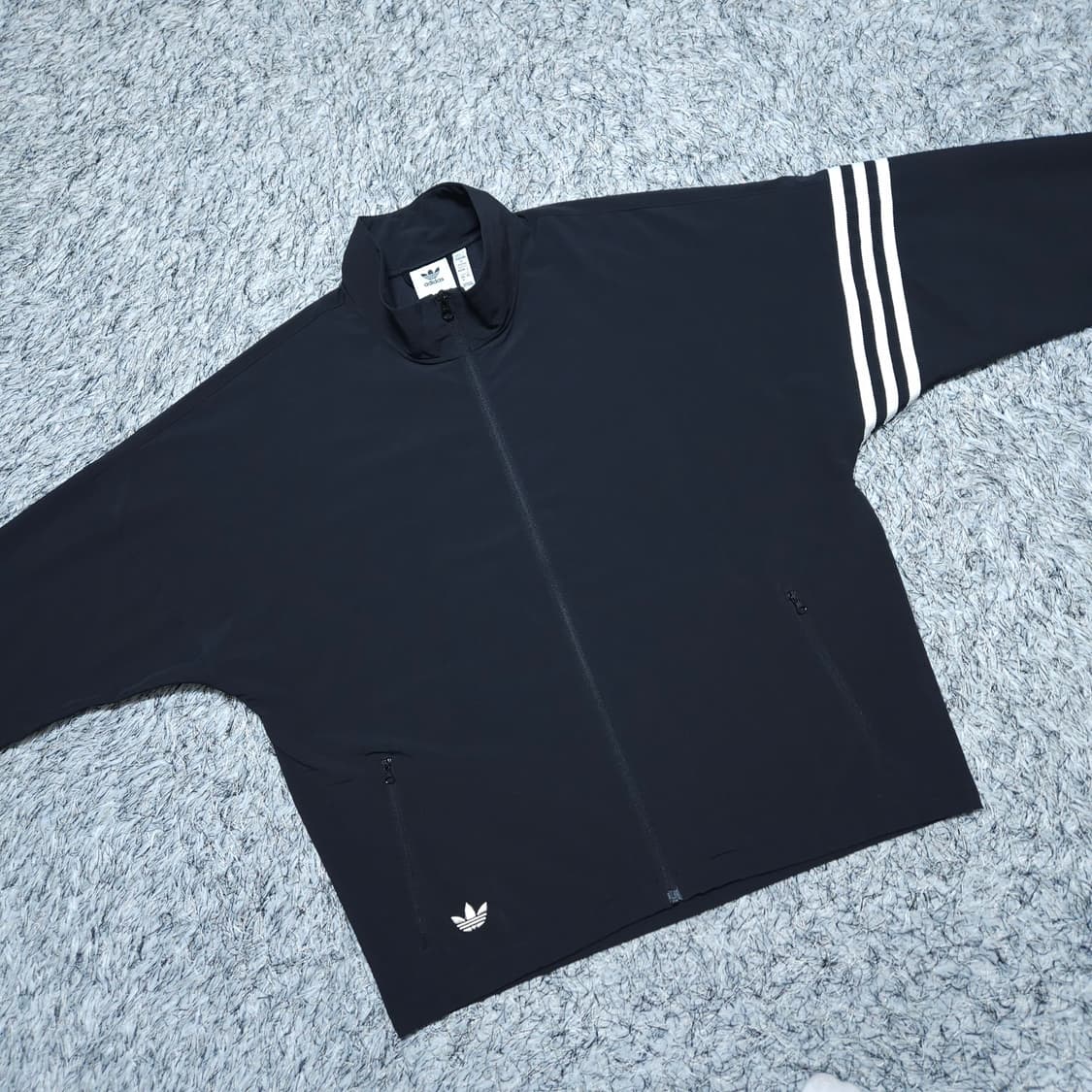 아디다스) M 남자 뉴클래식 트랙자켓 / 왕눈이샵 상품이미지2