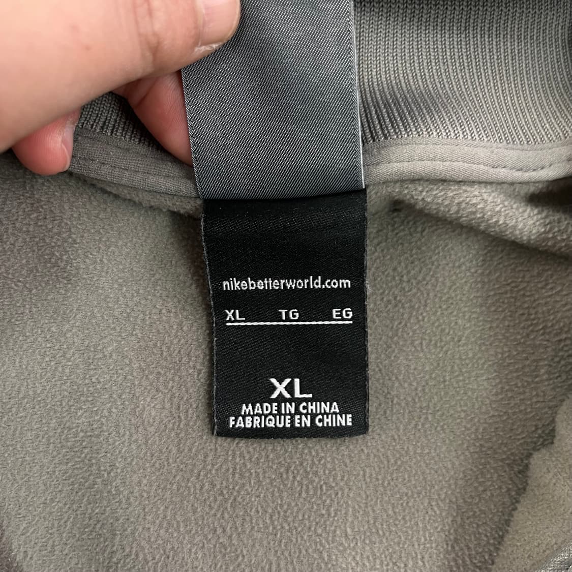 100 나이키 스우시 테크니컬 멀티포켓 자켓 상품이미지5