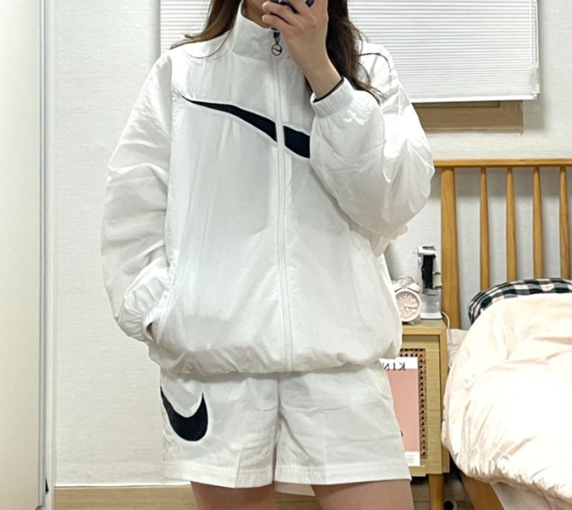 나이키 오버핏 바람막이  상품이미지1