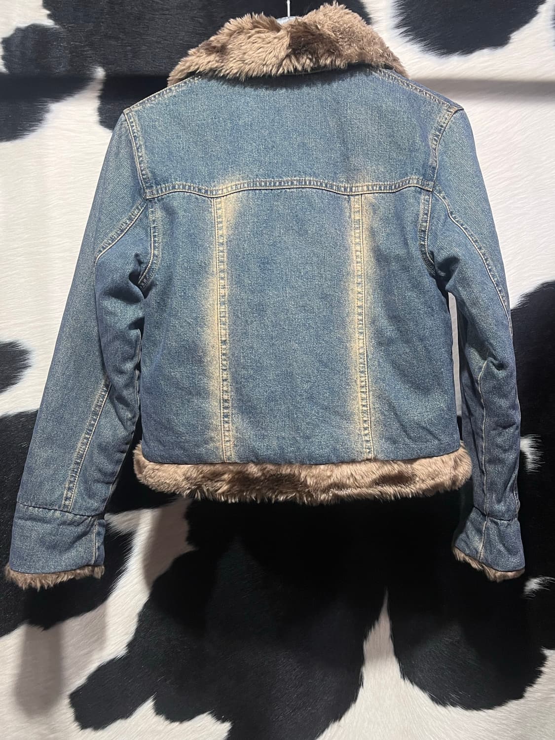 퍼 포인트 크롭 데님자켓 상품이미지5