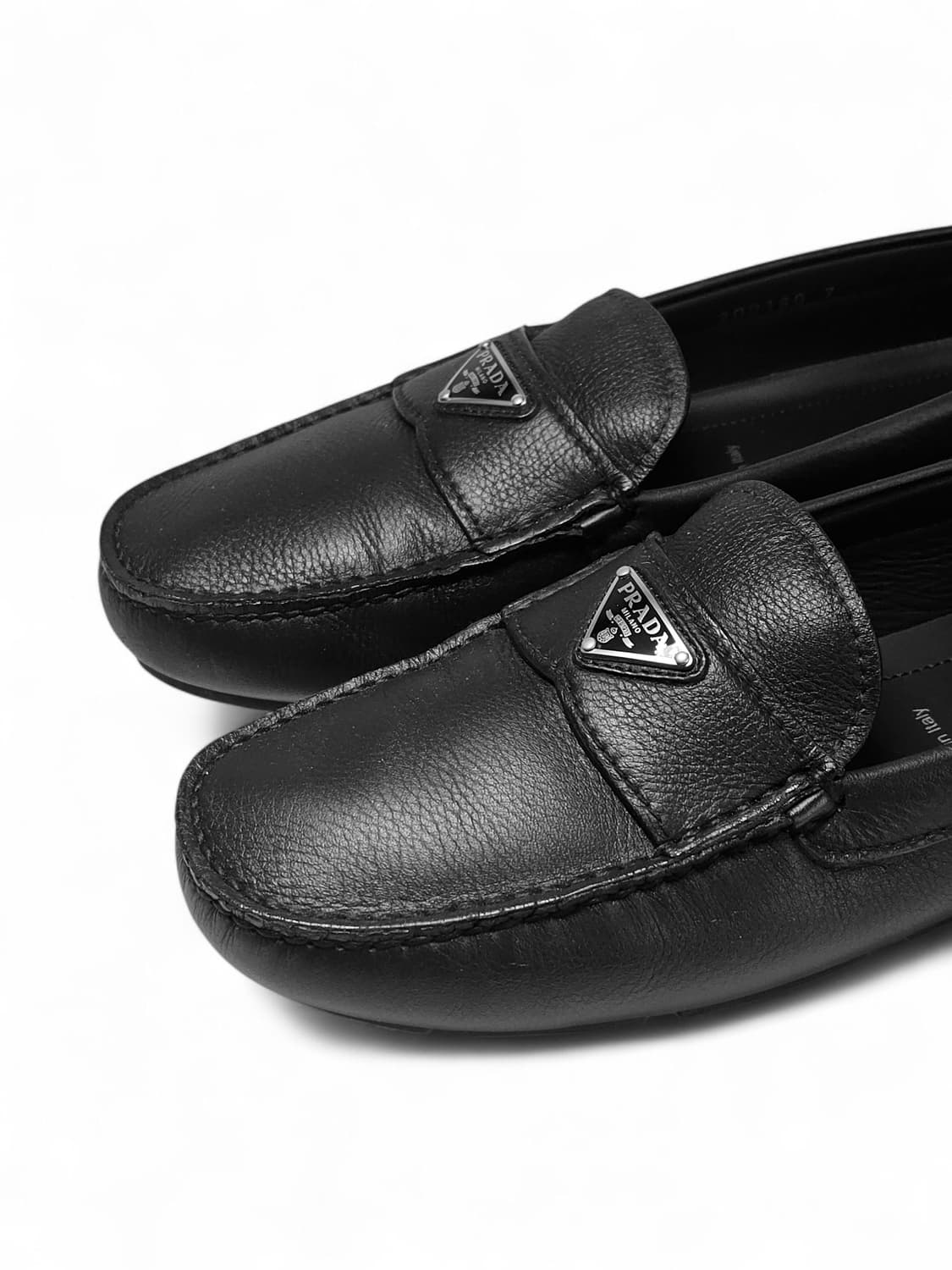 프라다 삼각로고 레더 로퍼 |프라다 구두|프라다 로퍼 상품이미지2