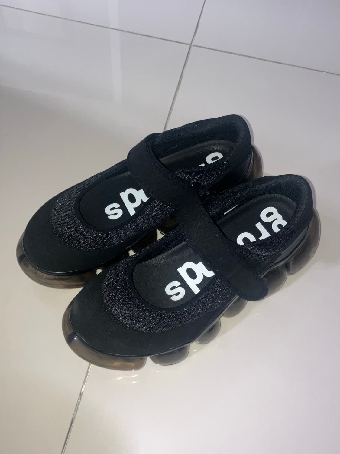 grounds 그라운즈 주얼리 코쿤 메쉬 블랙 메리제인 240 상품이미지1