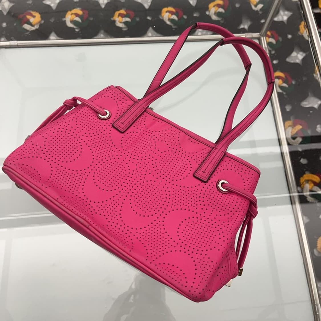 코치 Y2K 00's 대장급 핫핑크 토트백 C08355 상품이미지4