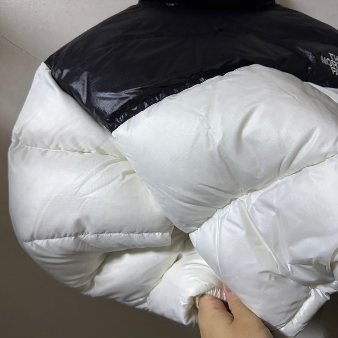 노스페이스 여성 눕시 숏 자켓 화이트 NJ1DP96B (90) 상품이미지6