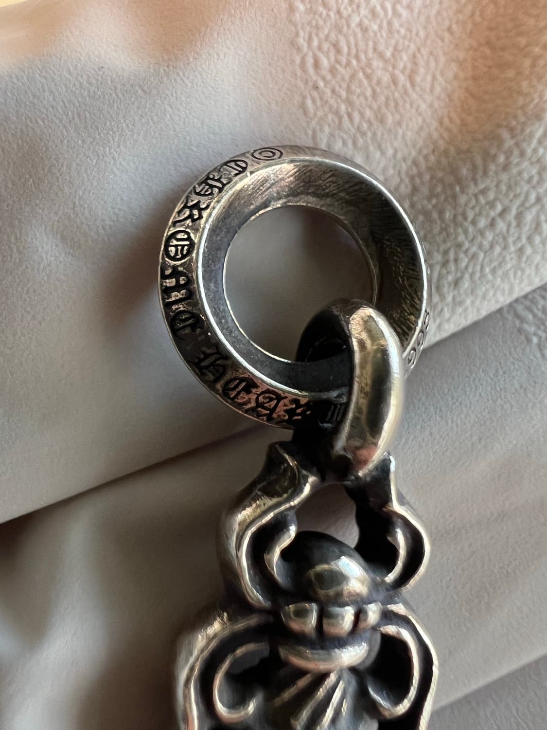 크롬하츠 5대거 펜던트 상품이미지5