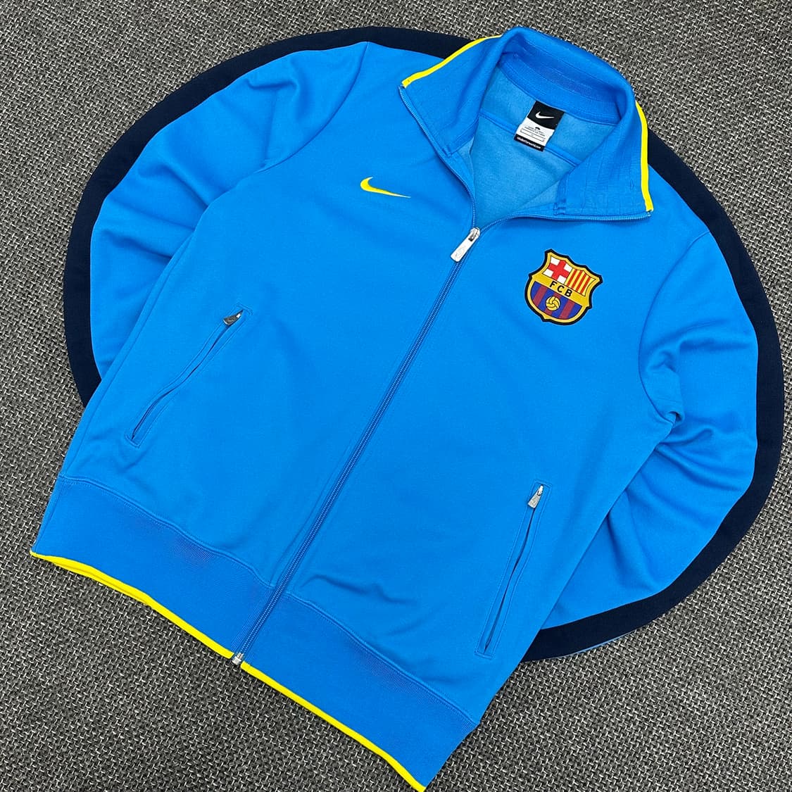 나이키 바르셀로나 10-11시즌 빈티지 져지 L 상품이미지3