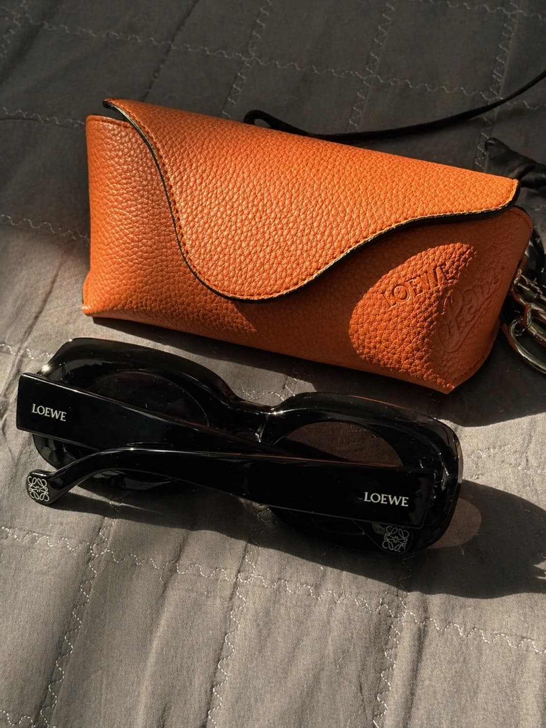 로에베 파울라 이비자 선글라스 상품이미지2