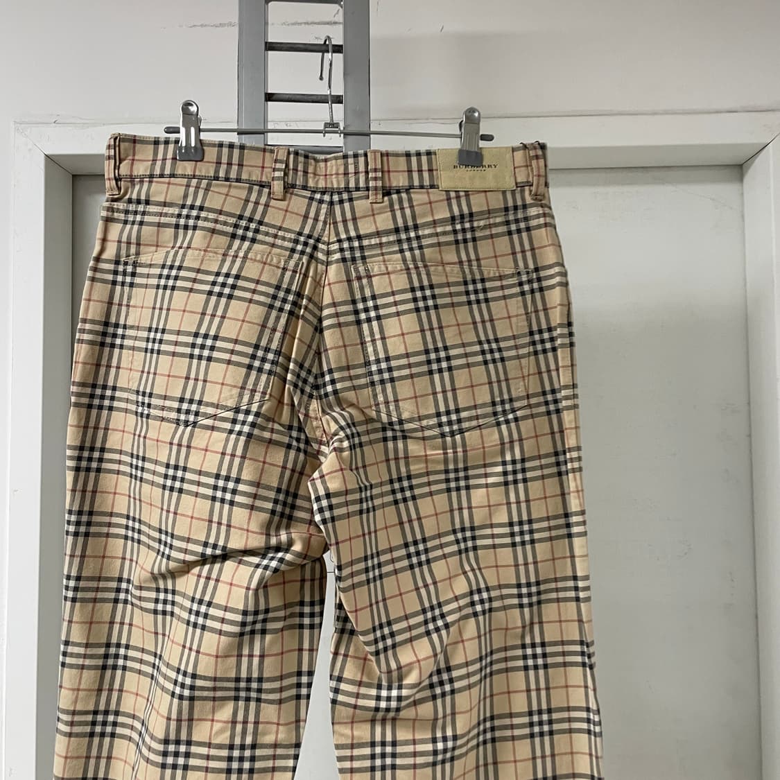 버버리 노바 베이지 팬츠 32R 상품이미지2