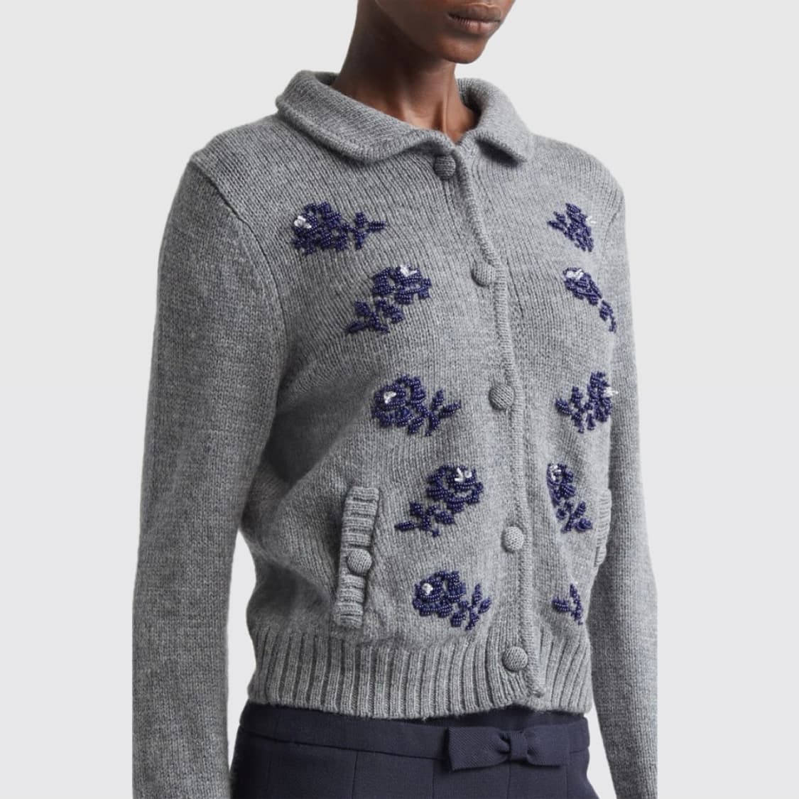 [8]슈슈통 25fw 자수 비즈 가디건/그레이 상품이미지1