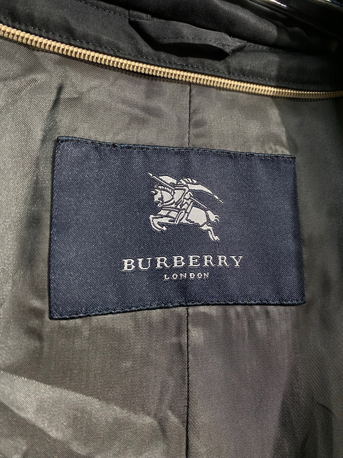 [XL] Burberrys 버버리재팬 블랙 폴리쉘 집업 코트 상품이미지8