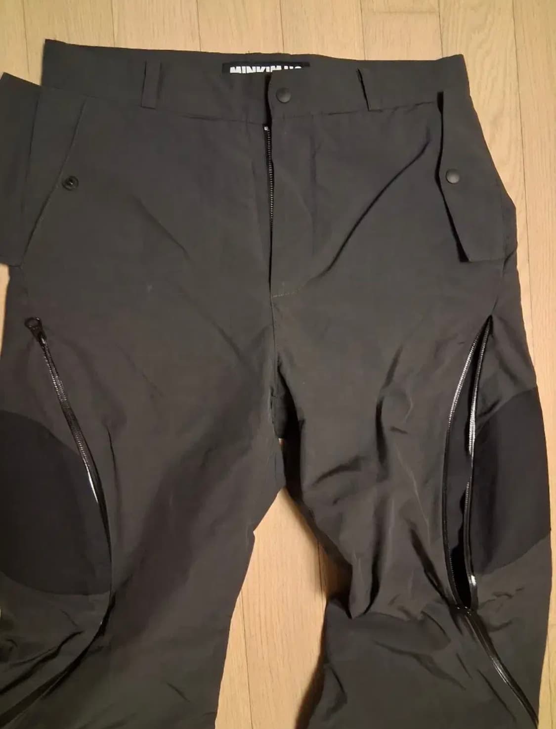 민킴호 블랙 트론 팬츠 상품이미지3