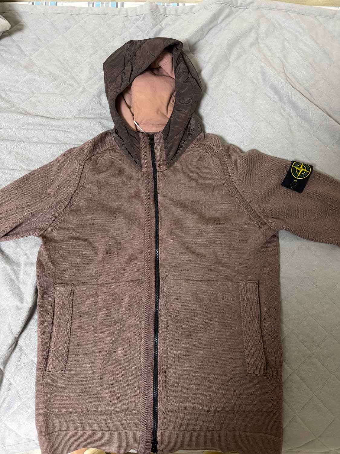 스톤아일랜드 니트 후드집업 상품이미지1