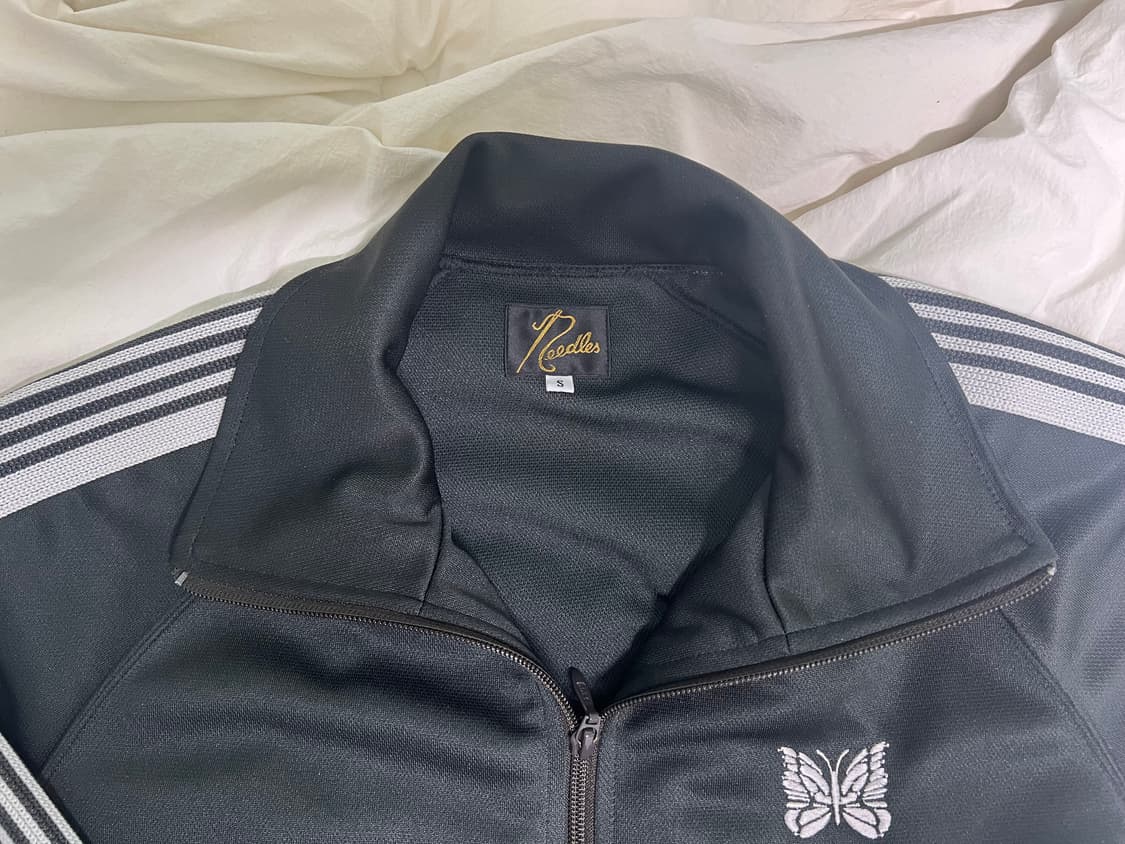 니들스 트랙자켓 폴리 스무스 차콜 상품이미지5