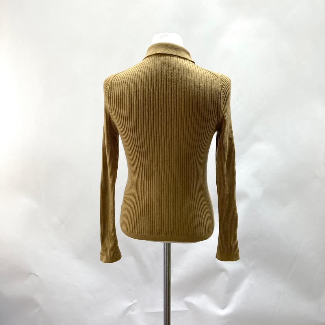 유니클로 여 순모카라니트 황토 M  상품이미지3