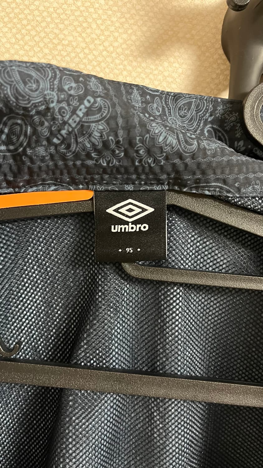 엄브로 페이즐리 반팔 하프집업 상품이미지5