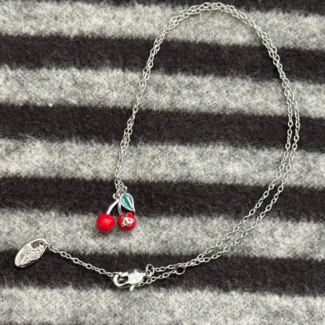 비비안웨스트우드 미니 체리 목걸이 상품이미지1