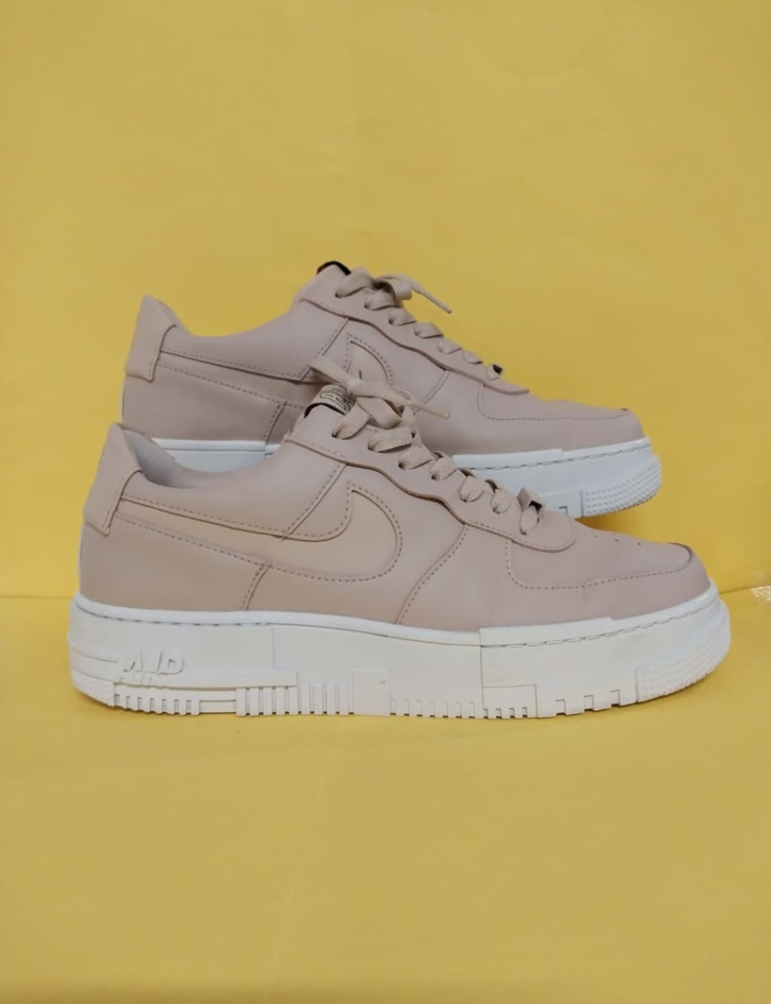 남성 나이키 에어포스1 픽셀 핑크베이지 스니커즈, 운동화 (280) 상품이미지3