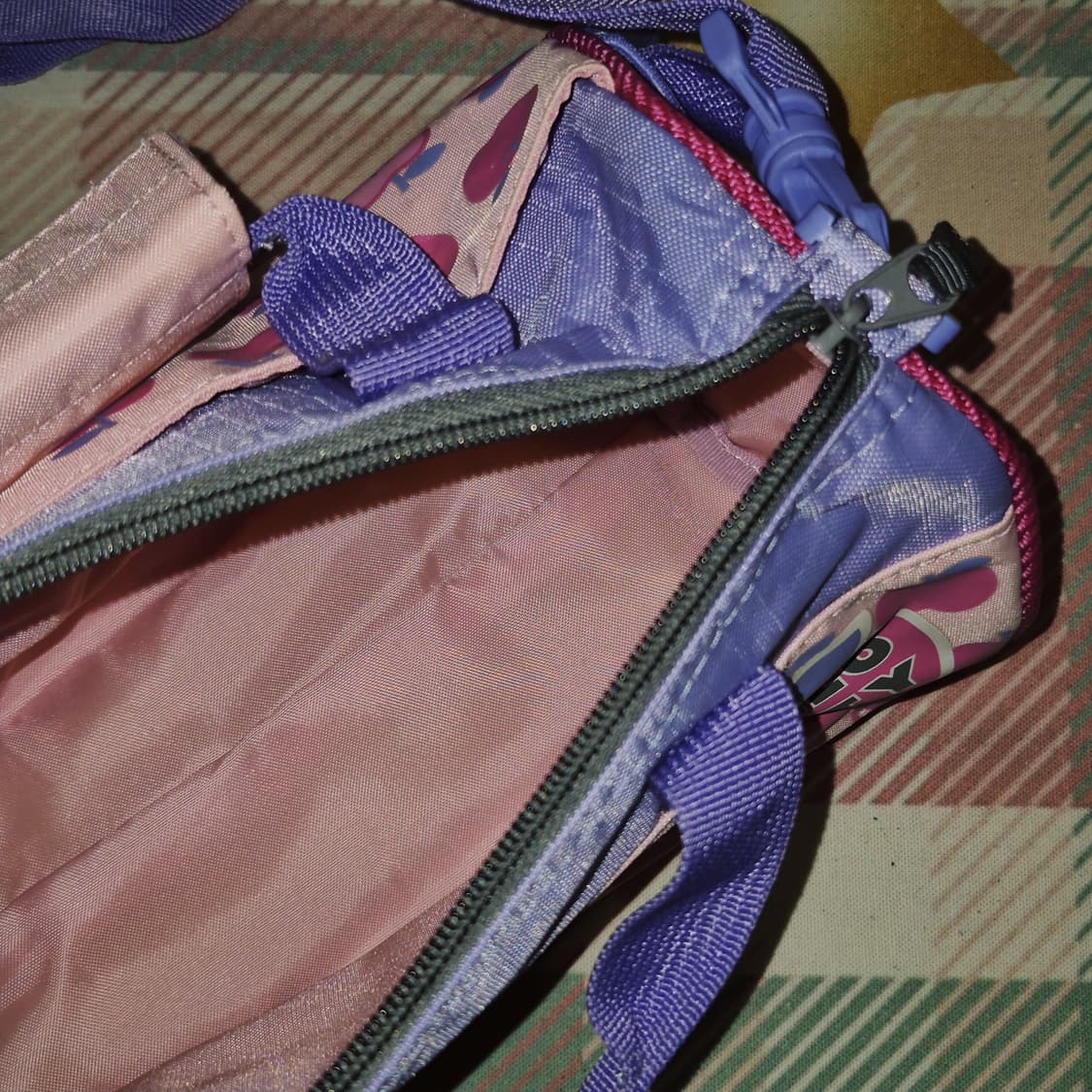 05s 헬로키티 사과 나일론 미니 보스턴백 상품이미지10