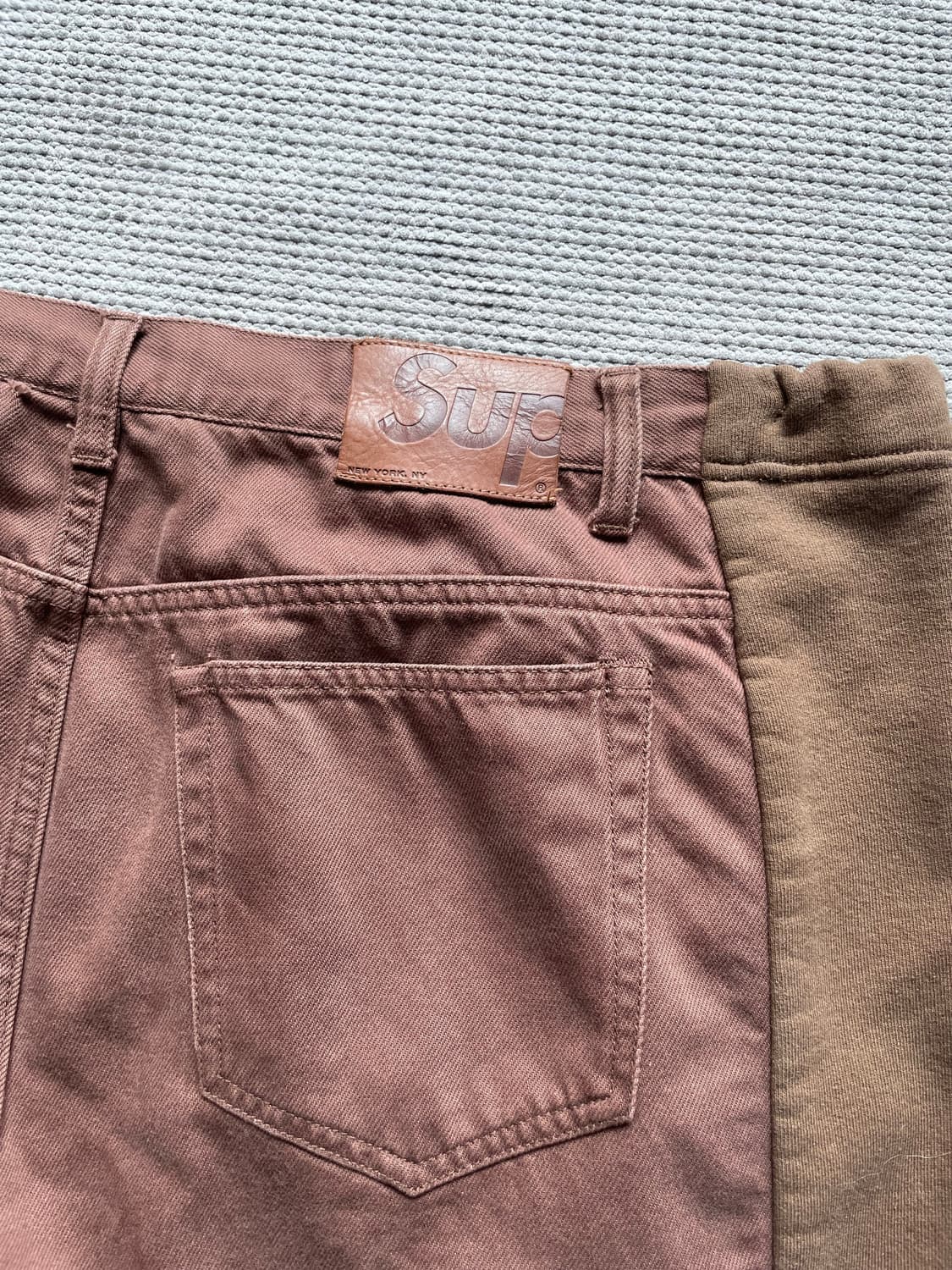 슈프림 블레스 스웨트 진 팬츠 상품이미지4