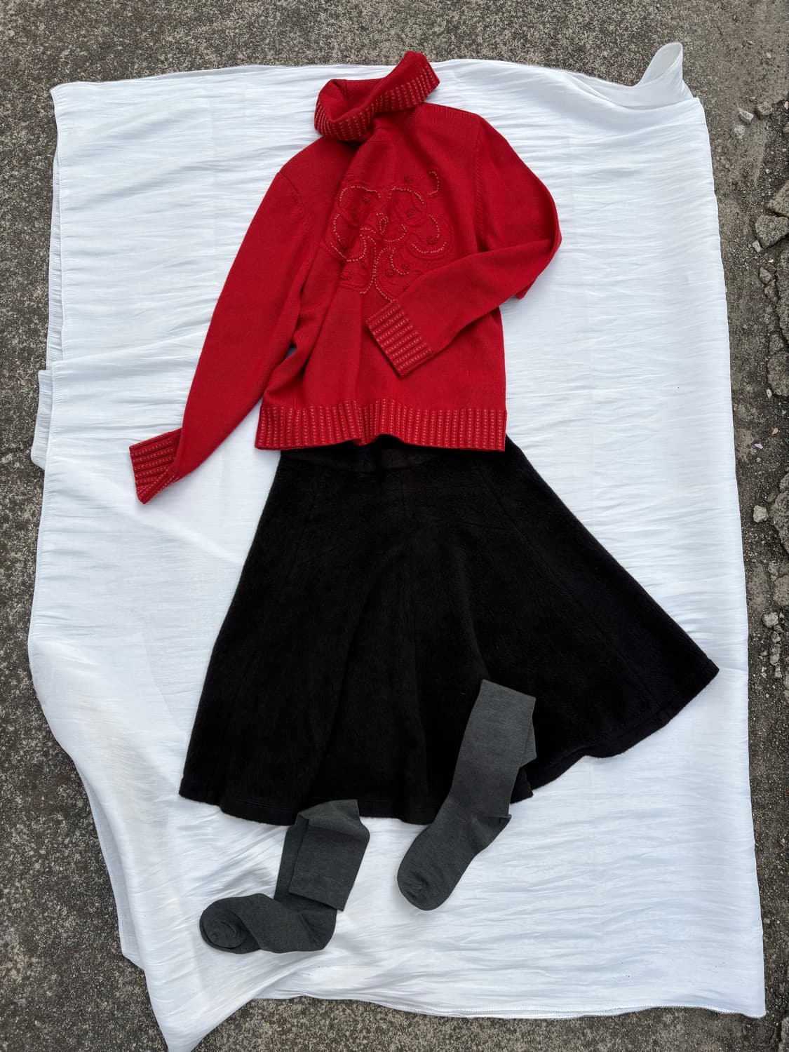 ✨Vintage Ruby Embroidered Turtleneck Kni 상품이미지1