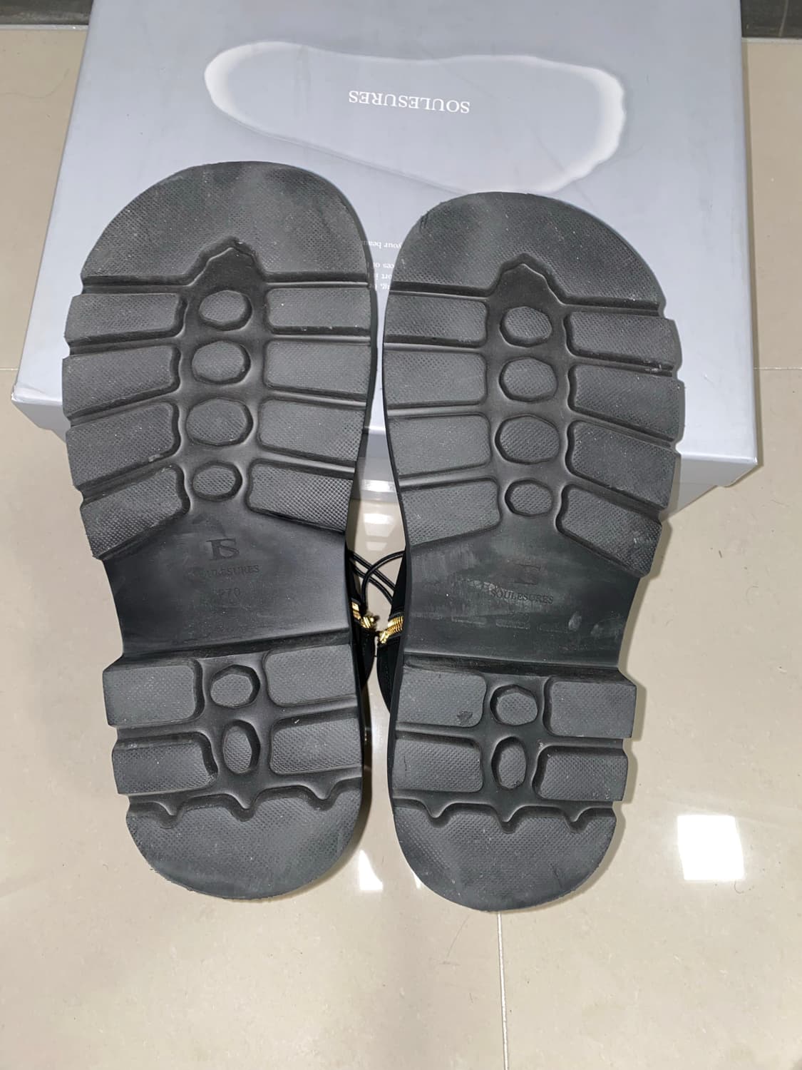 쏘유레슈어 벨루가 블랙 270 상품이미지7