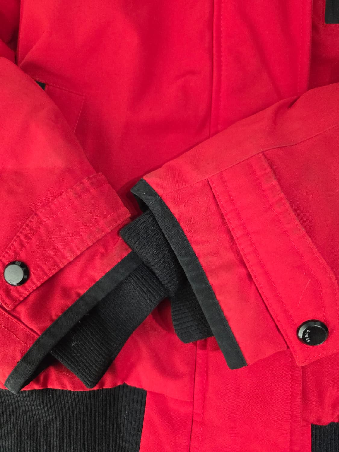 게스(GUESS) LA-CA 리얼 라쿤퍼 덕다운 점퍼 상품이미지8