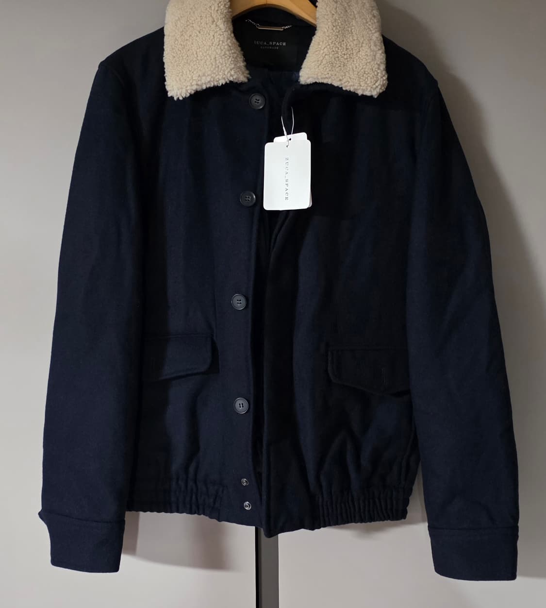 새상품)주카 스페이스 울넥 남성자켓.  
싸이즈 95 상품이미지2