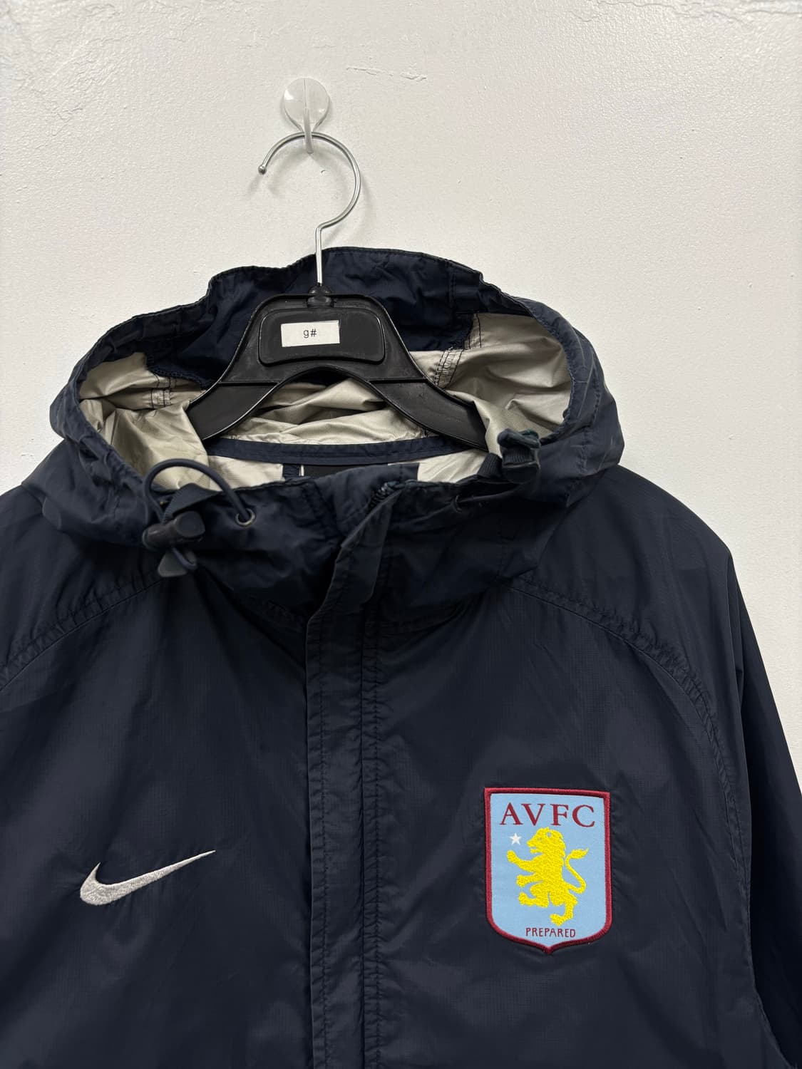 나이키 AVFC 후드 바람막이  상품이미지2