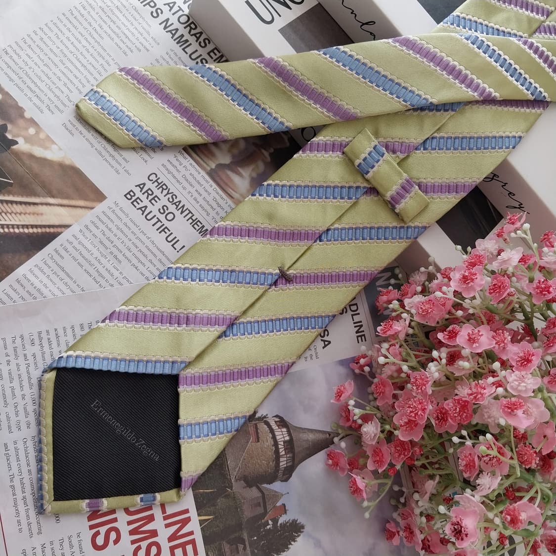 에르메네질도 제냐 라임 스트라이프 넥타이 9.1cm A+등급 K2546
 상품이미지5