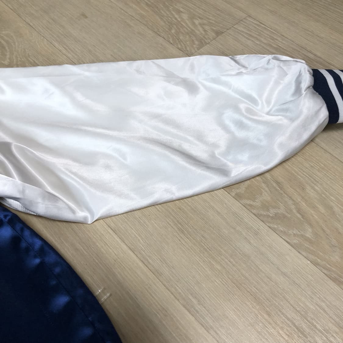 (M) 90's 길스포츠 쿠퍼스타운 뉴욕 양키즈 새틴 바시티 스타디움 상품이미지3