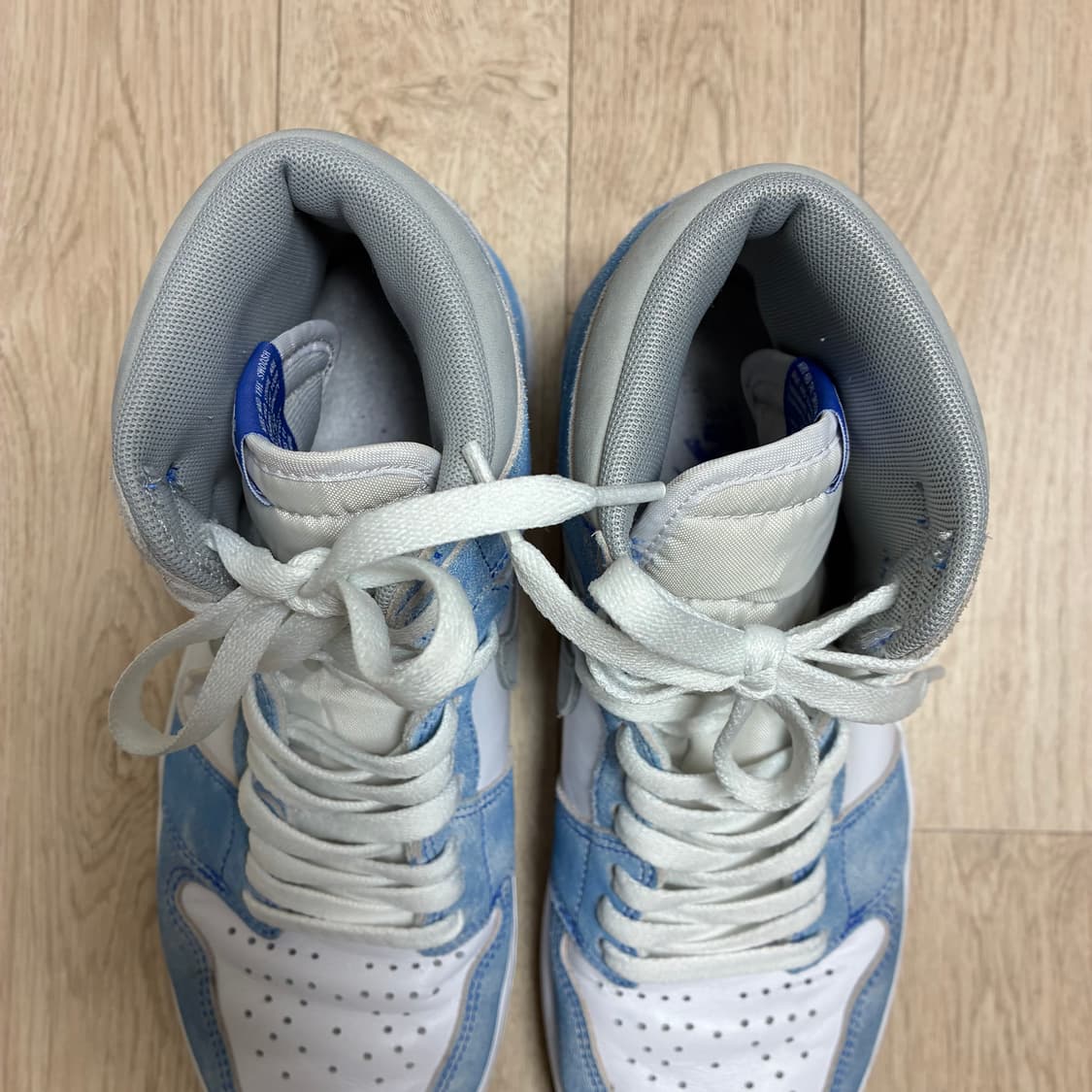 [새상품급] 조던 1 레트로 하이 OG 하이퍼 로얄 (260) 상품이미지6