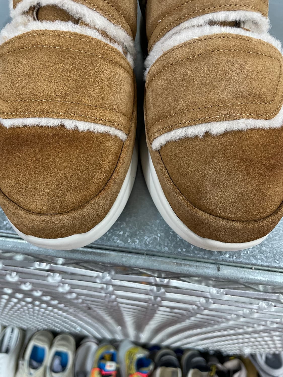 어그 애쉬비 스필 심 스니커즈 240 상품이미지7