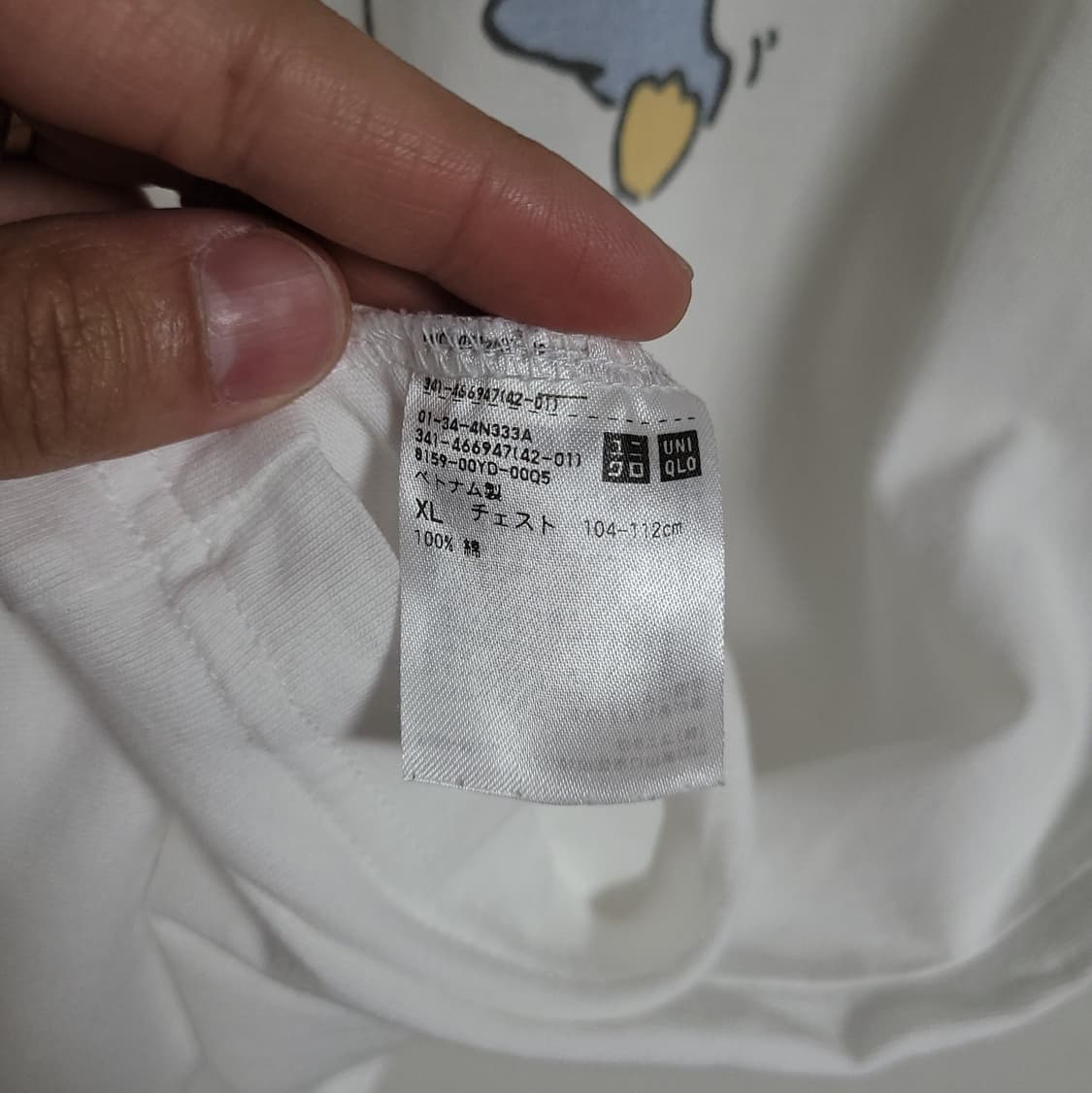 (XL) UNIQLO 유니클로 산리오 턱시도샘 콜라보 커스텀 반팔 티셔츠 상품이미지3
