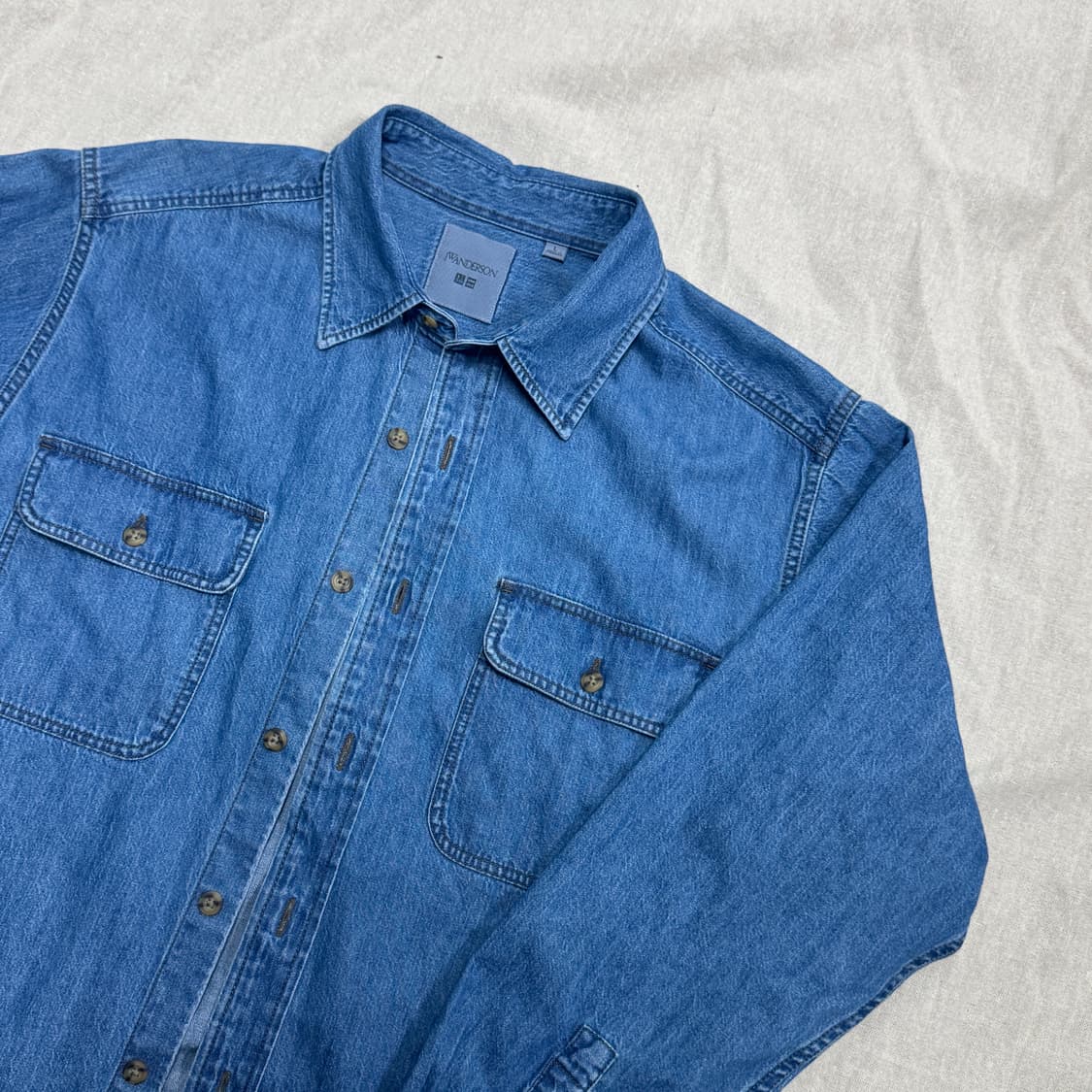 유니클로 x jw앤더슨 재팬 데님셔츠 L 상품이미지2