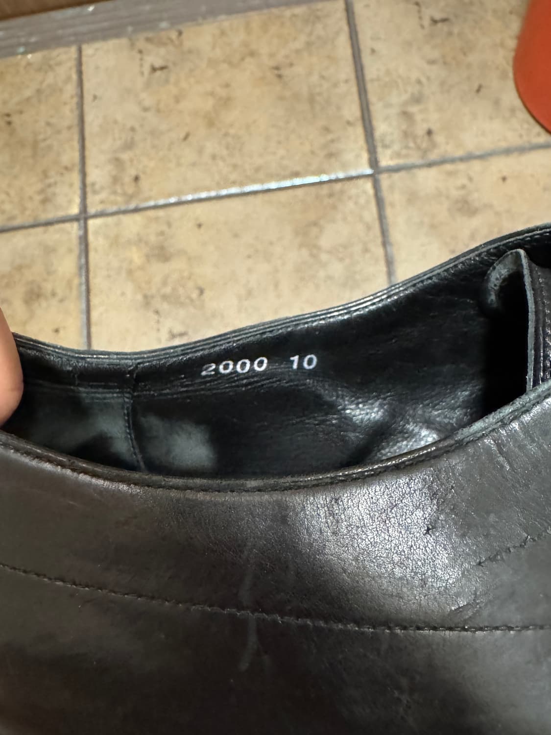 프라다 브러쉬드 모양 더비 상품이미지3