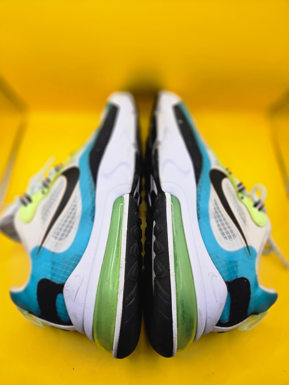 나이키 에어맥스 270 리액트 흰파 형광운동화285 상품이미지7