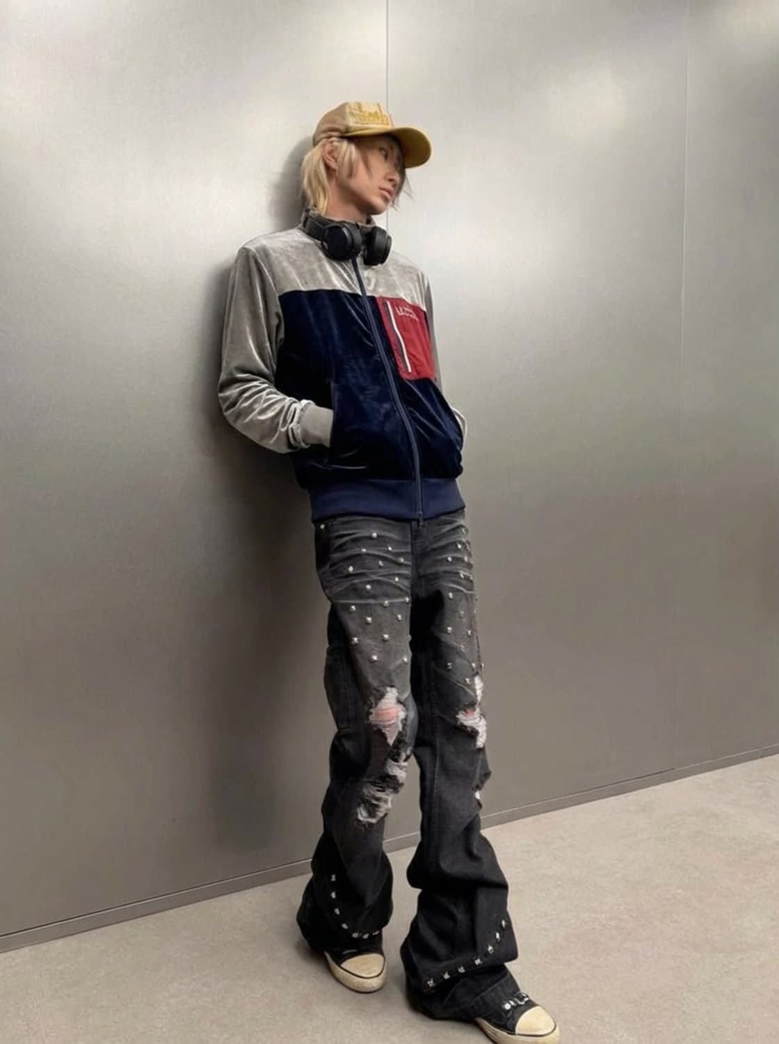 마나스티쉬 벨벳 더블집업 져지 탑 상품이미지1