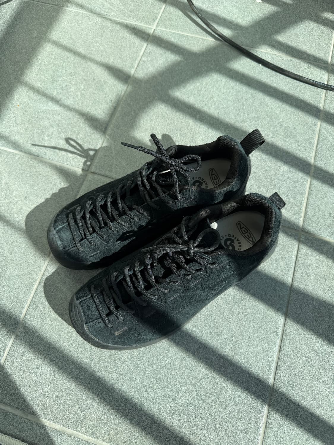 킨 재스퍼스웨이드 스니커즈 블랙 245 상품이미지4