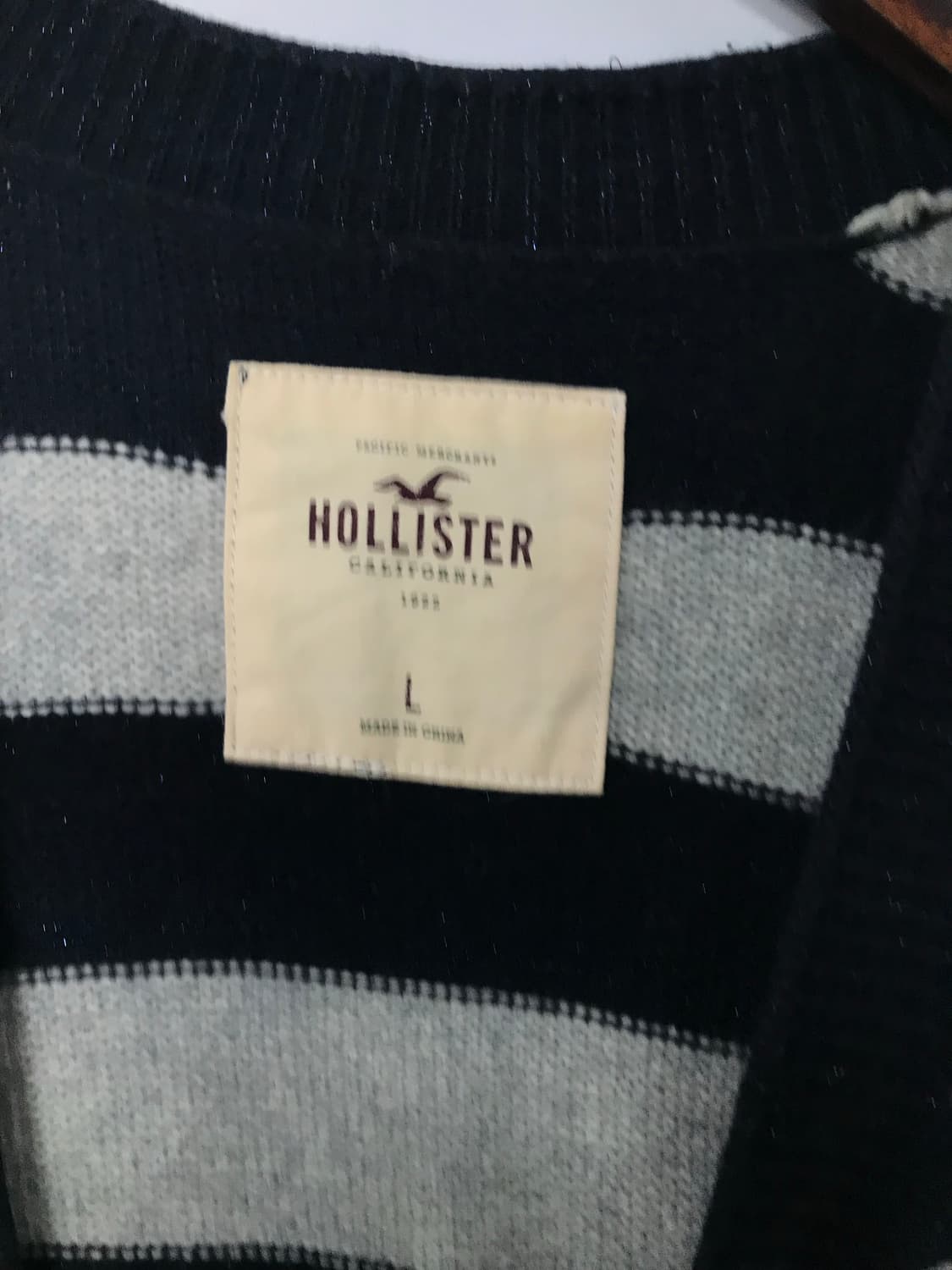 홀리스터 자수로고 단가라 니트 가디건 상품이미지5