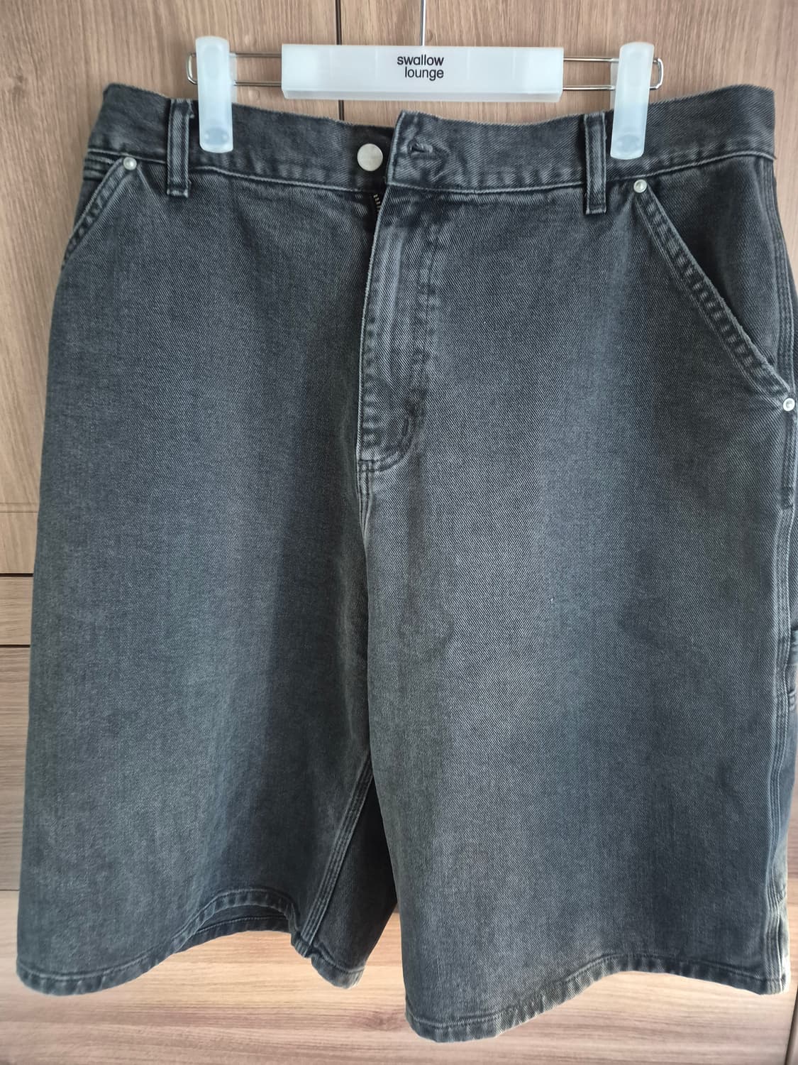 칼하트 윕 리벳 쇼츠 블랙 스톤 워시드 XL 상품이미지2