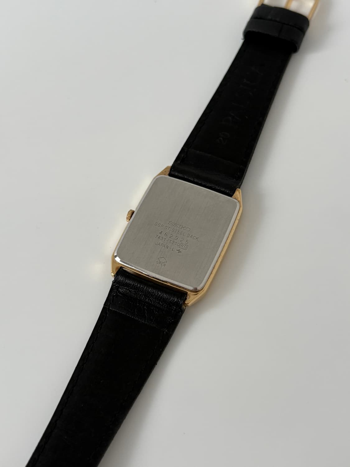 80s black dial gold square quartz 상품이미지8