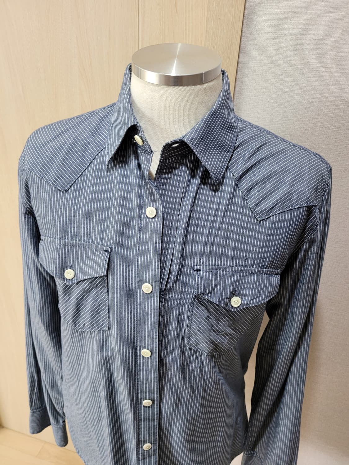 스파오 SPAO 남자 웨스턴 스트라이프 셔츠 L 블루 상품이미지2