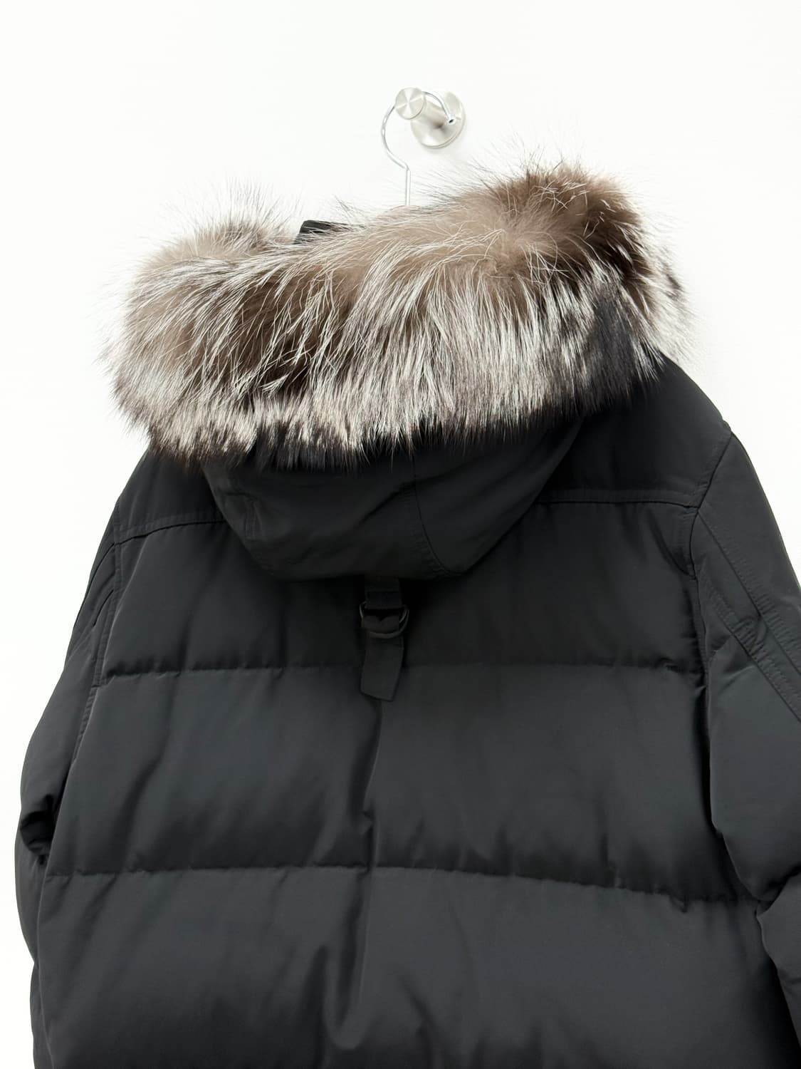 Moose Knuckles Silver Fox Fur 상품이미지3